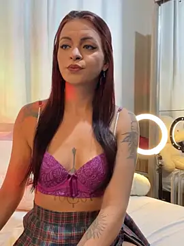 TayllorSweet  online show from May 2026 01:26:08 AM