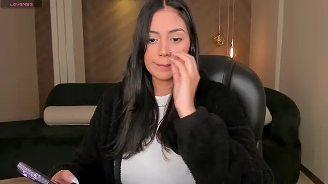 AmbarJames  online show from November 2025 11:58:02 AM