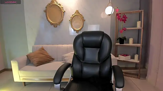 Snapshot of AmbarJames_ chatting on September 2025 12:06:01 PM AmbarJames online show from September 2025 12:06:01 PM