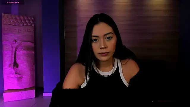 AmbarJames  online show from October 2025 11:31:02 AM