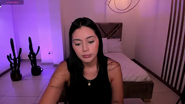 AmbarJames  online show from January 2026 11:50:01 AM