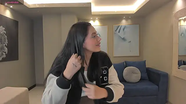 AmbarJames  online show from November 2025 11:58:02 AM