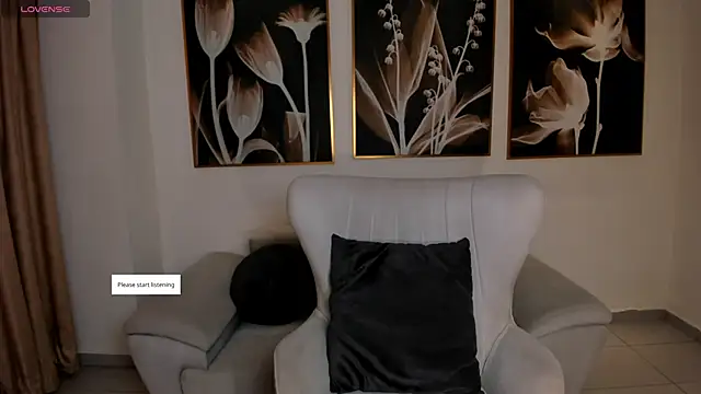 AmbarJames  online show from May 2026 11:55:02 AM