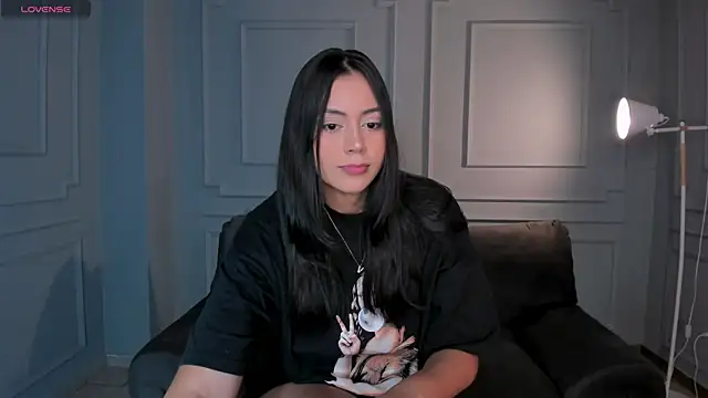 AmbarJames  online show from November 2025 11:58:02 AM