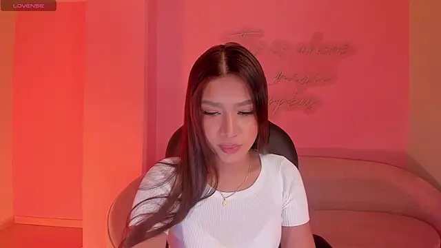 Snapshot of SophieHouston_ chatting on July 2026 03:51:01 AM SophieHouston online show from July 2026 03:51:01 AM