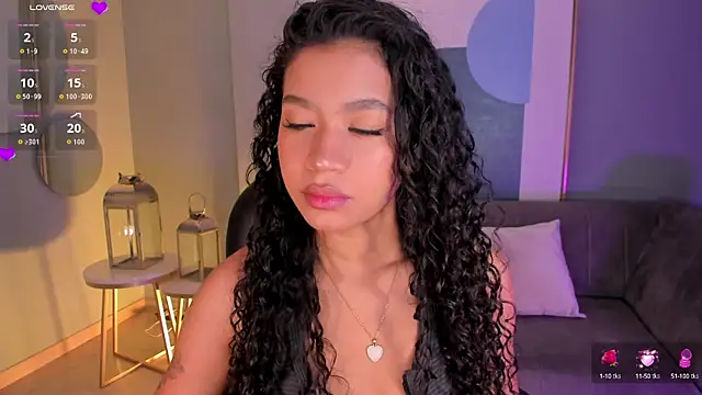 SophieHouston  online show from September 2025 03:02:01 AM