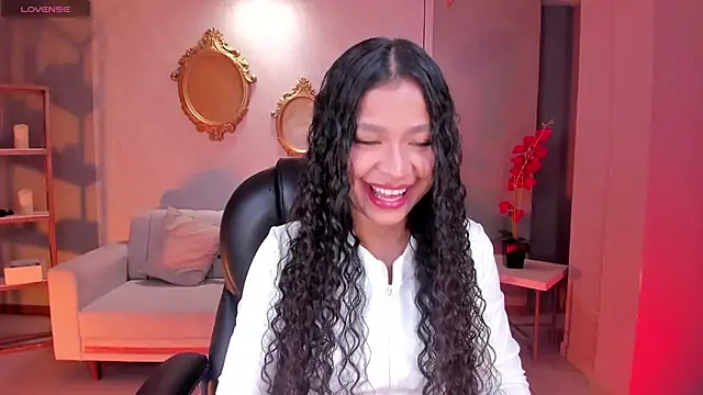 Snapshot of SophieHouston_ chatting on November 2025 04:16:01 AM SophieHouston online show from November 2025 04:16:01 AM