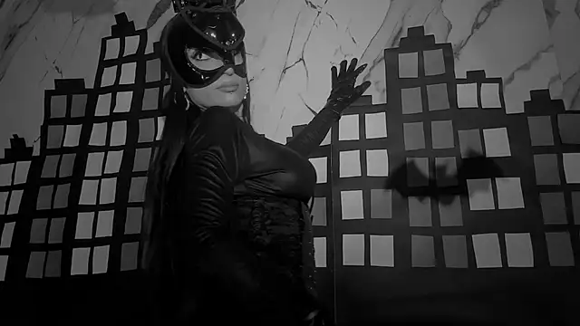 MilaLawrence online show from October 2025 01:32:02 PM