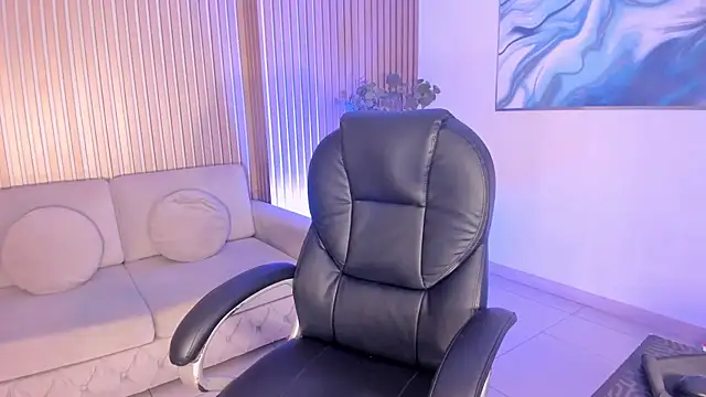 MilaLawrence online show from November 2025 03:05:02 PM