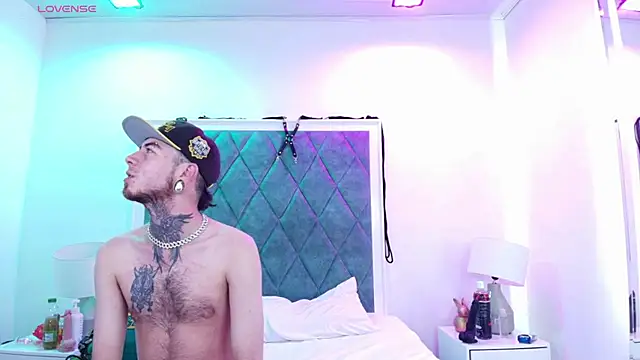 Asha zuri and adam online show from February 2026 12:36:01 PM