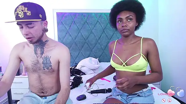 Asha zuri and adam online show from January 2026 12:52:02 PM