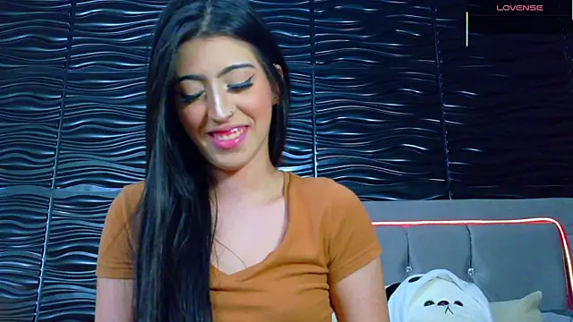Ambar Bull online show from October 2025 12:28:01 PM