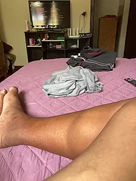 PIROCAGG21 online show from February 2026 06:05:02 PM