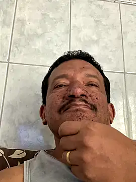 PIROCAGG21 online show from November 2025 01:33:02 PM