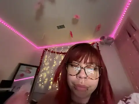 Snapshot of moan4mona chatting on March 2026 04:22:01 AM moan4mona online show from March 2026 04:22:01 AM