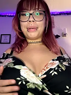 moan4mona online show from October 2025 04:00:02 AM