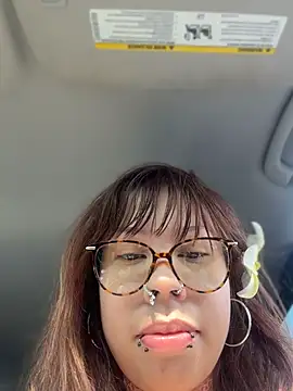 Snapshot of moan4mona chatting on July 2026 03:04:01 PM moan4mona online show from July 2026 03:04:01 PM