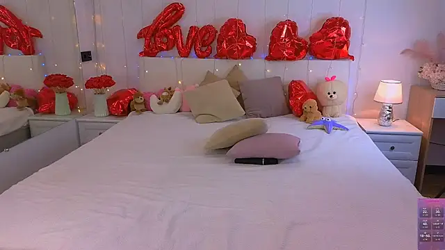 Eva SmidtX online show from February 2026 12:12:02 AM