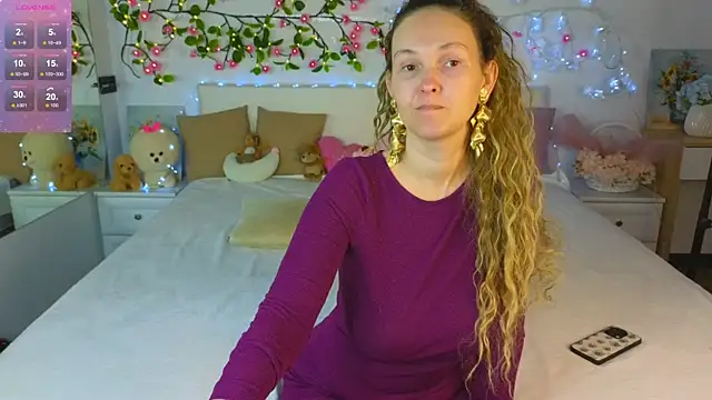 Eva SmidtX online show from May 2026 08:18:02 AM