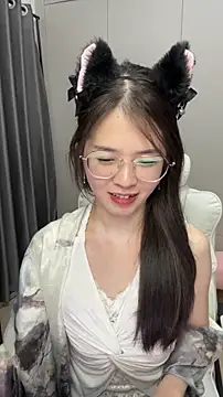 Snapshot of Qianqian-888 chatting on November 2025 12:49:02 PM Qianqian-888 online show from November 2025 12:49:02 PM