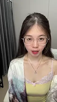 Snapshot of Qianqian-888 chatting on December 2025 01:06:02 AM Qianqian-888 online show from December 2025 01:06:02 AM