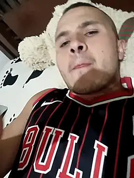 santiii   12 online show from November 2025 12:55:01 AM