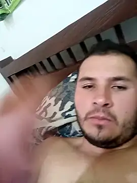 santiii   12 online show from November 2025 04:56:01 PM