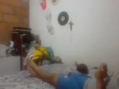 santiii   12 online show from December 2025 05:10:02 AM