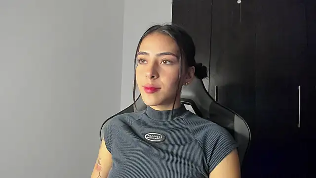 Snapshot of ValkaGrecco chatting on September 2025 02:56:02 AM ValkaGrecco online show from September 2025 02:56:02 AM