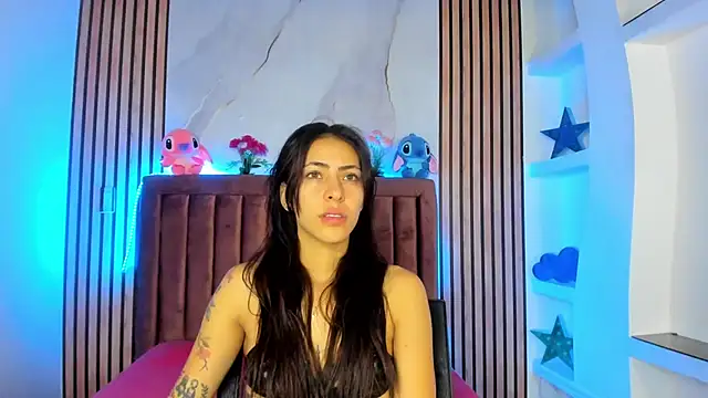 Snapshot of ValkaGrecco chatting on November 2025 01:01:02 PM ValkaGrecco online show from November 2025 01:01:02 PM