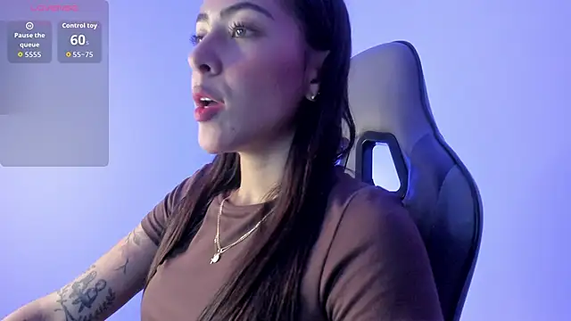 Snapshot of ValkaGrecco chatting on November 2025 03:05:02 AM ValkaGrecco online show from November 2025 03:05:02 AM