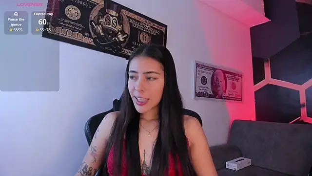 Snapshot of ValkaGrecco chatting on September 2025 03:22:02 AM ValkaGrecco online show from September 2025 03:22:02 AM