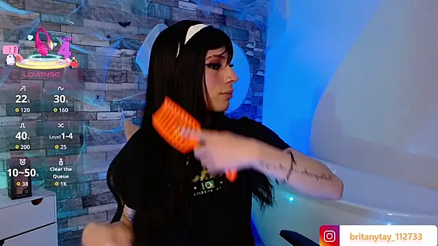 boyfox tay online show from November 2025 04:13:02 AM