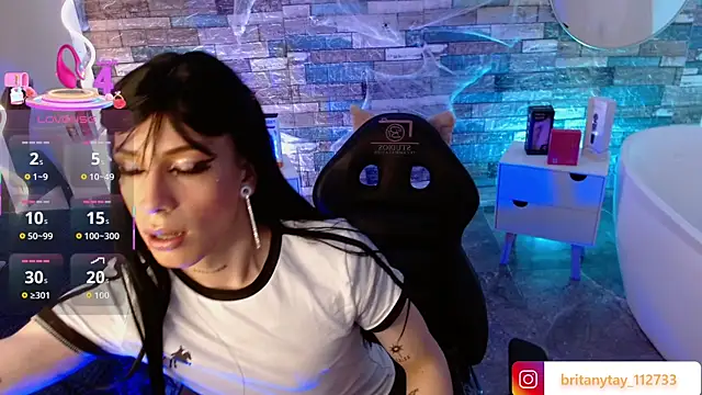 boyfox tay online show from November 2025 03:55:02 AM