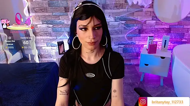 boyfox tay online show from November 2025 03:43:01 AM