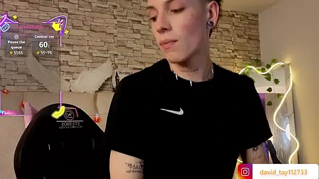 boyfox tay online show from February 2026 07:23:02 PM