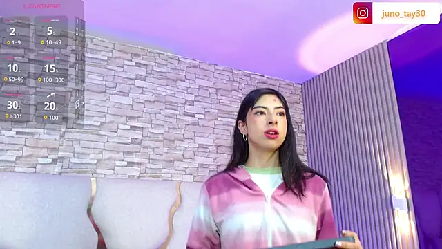 Snapshot of juno_tay chatting on November 2025 11:58:02 AM juno tay online show from November 2025 11:58:02 AM