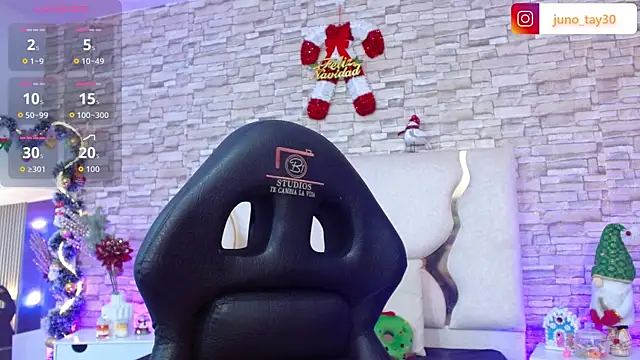 Snapshot of juno_tay chatting on November 2025 11:43:02 AM juno tay online show from November 2025 11:43:02 AM