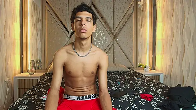 Snapshot of Hotcouple_222 chatting on February 2026 07:30:01 AM Hotcouple 222 online show from February 2026 07:30:01 AM