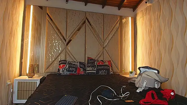 Hotcouple 222 online show from March 2026 07:21:01 AM