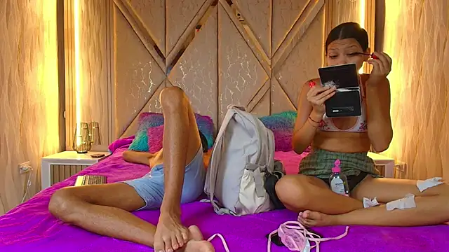 Snapshot of Hotcouple_222 chatting on November 2025 07:35:02 AM Hotcouple 222 online show from November 2025 07:35:02 AM