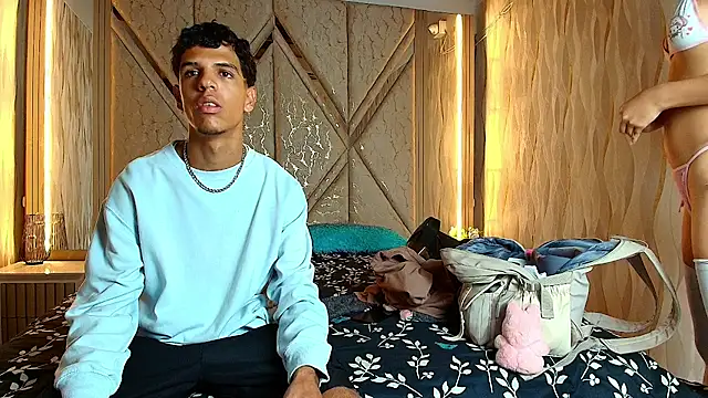 Snapshot of Hotcouple_222 chatting on January 2026 07:12:02 AM Hotcouple 222 online show from January 2026 07:12:02 AM