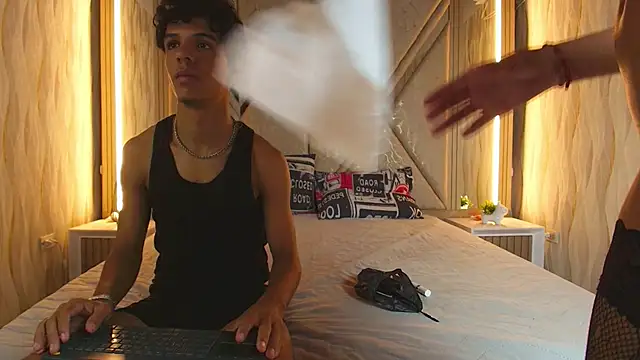 Hotcouple 222 online show from March 2026 07:30:02 AM