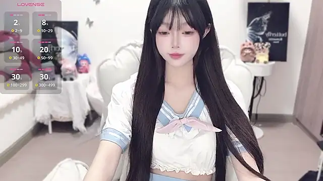 Snapshot of -EEBABY chatting on November 2025 01:38:01 PM -EEBABY online show from November 2025 01:38:01 PM