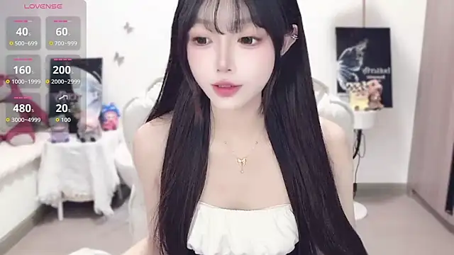 -EEBABY online show from October 2025 11:13:02 PM