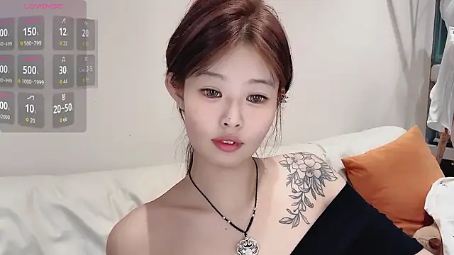 Snapshot of A-Sweet-168-M chatting on October 2025 02:40:01 PM A-Sweet-168-M online show from October 2025 02:40:01 PM