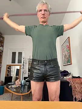 SexyLeon8 online show from March 2026 07:15:01 AM