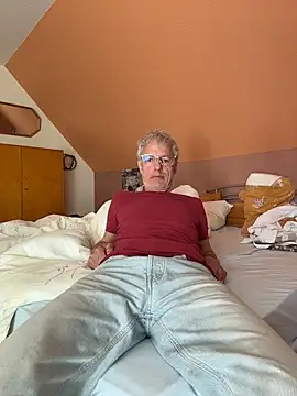SexyLeon8 online show from May 2026 09:04:01 AM