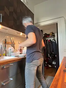 SexyLeon8 online show from March 2026 03:45:01 PM