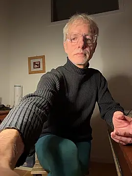 SexyLeon8 online show from January 2026 04:45:01 PM